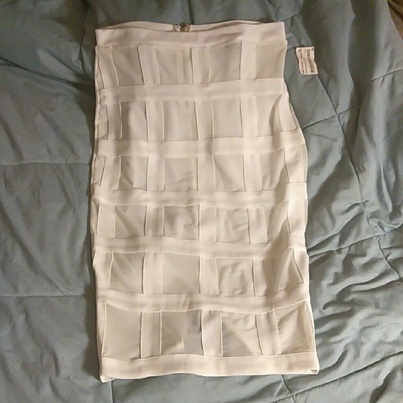 Fashion Nova Dresses & Skirts - Nwt Mesh combo pencil skirt white szL